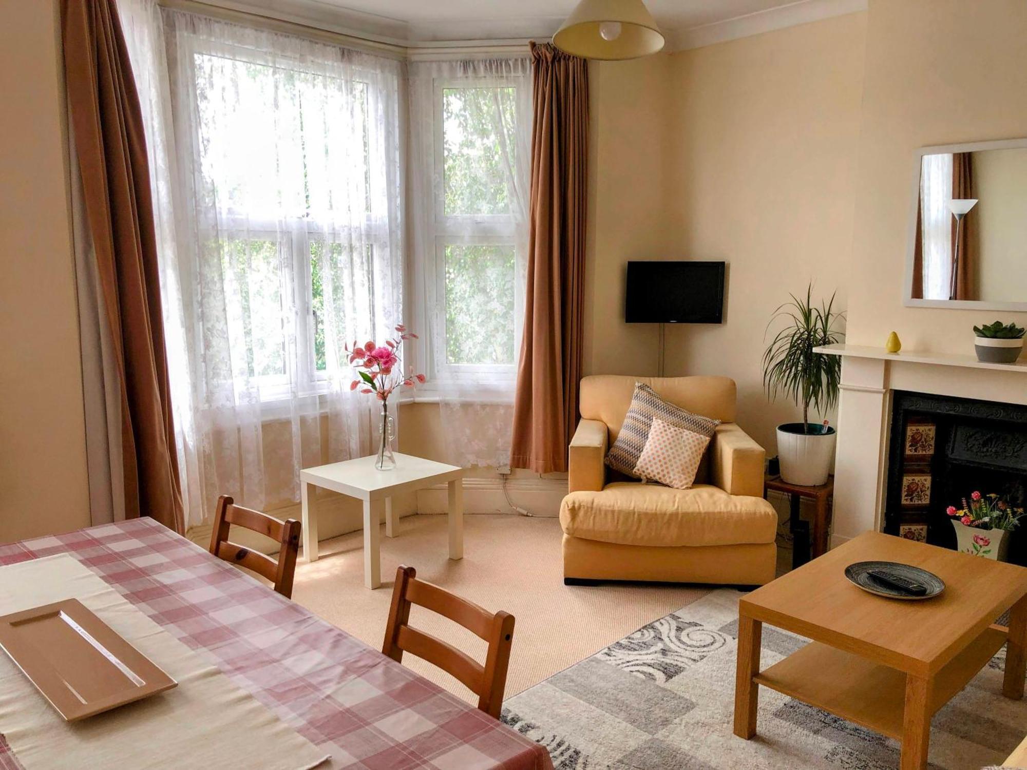Spacious West London 2 Bedroom Apartment Exteriér fotografie