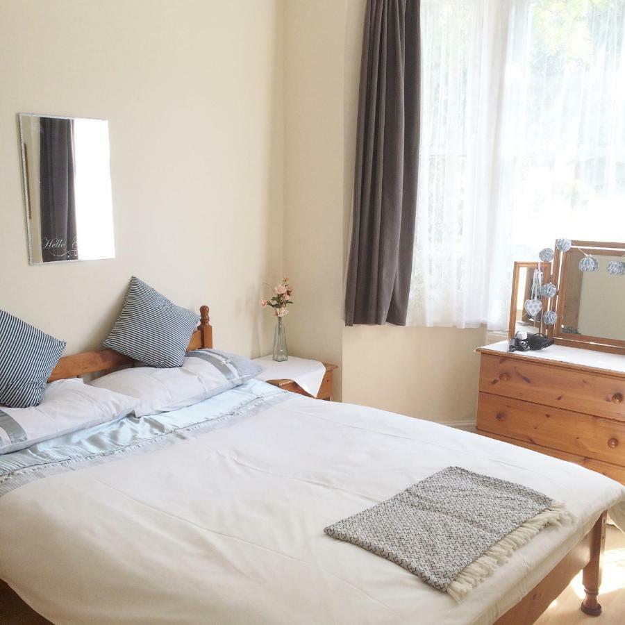Spacious West London 2 Bedroom Apartment Exteriér fotografie